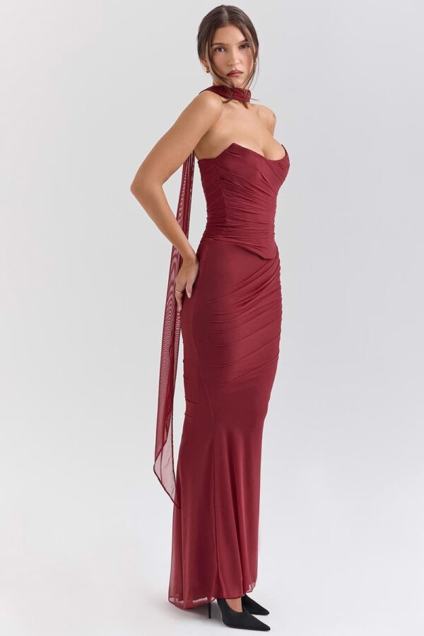 marsala-vestido-longo-drapeado-gola-choker-cauda