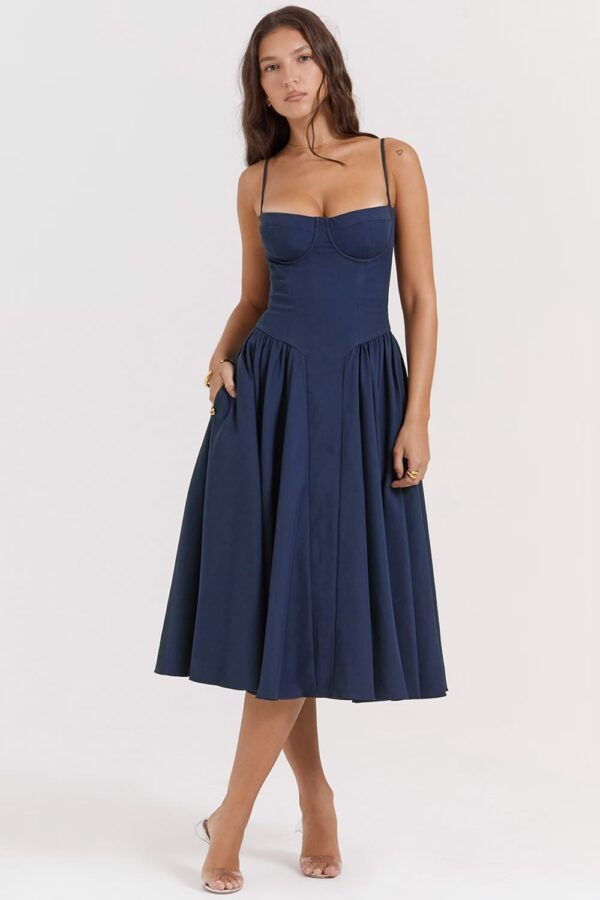 vestido-azul-marinho-midi-alcas-finas
