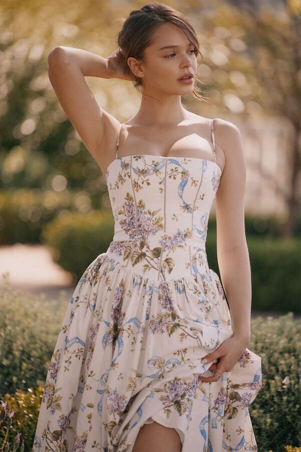 estampado-vestido-midi-branco-floral-alcas-finas