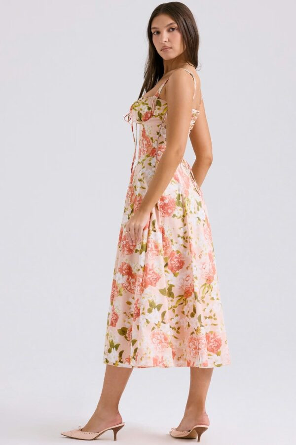 floral-vestido-midi-coral-busto-franzido-fenda