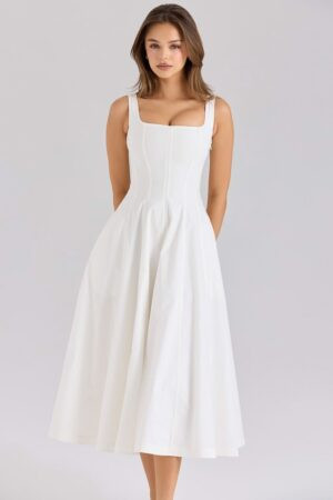 vestido-midi-branco-alcas-largas-decote-quadrado