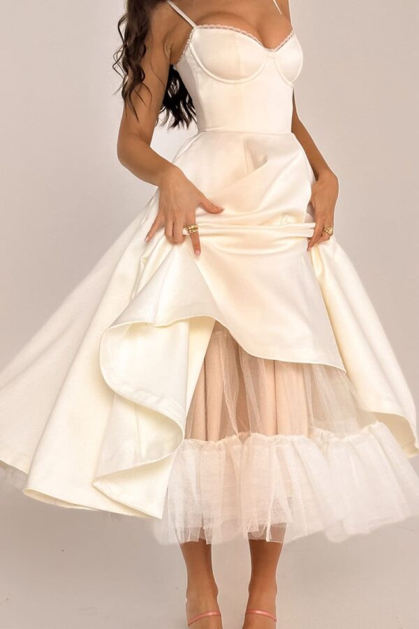 vestido-branco-rodado-midi-casamento-festa